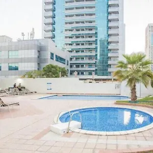 Luxury In Marina Apartament