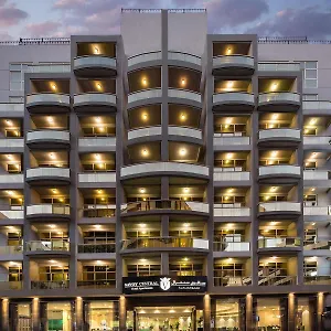 3* מלון דירות Savoy