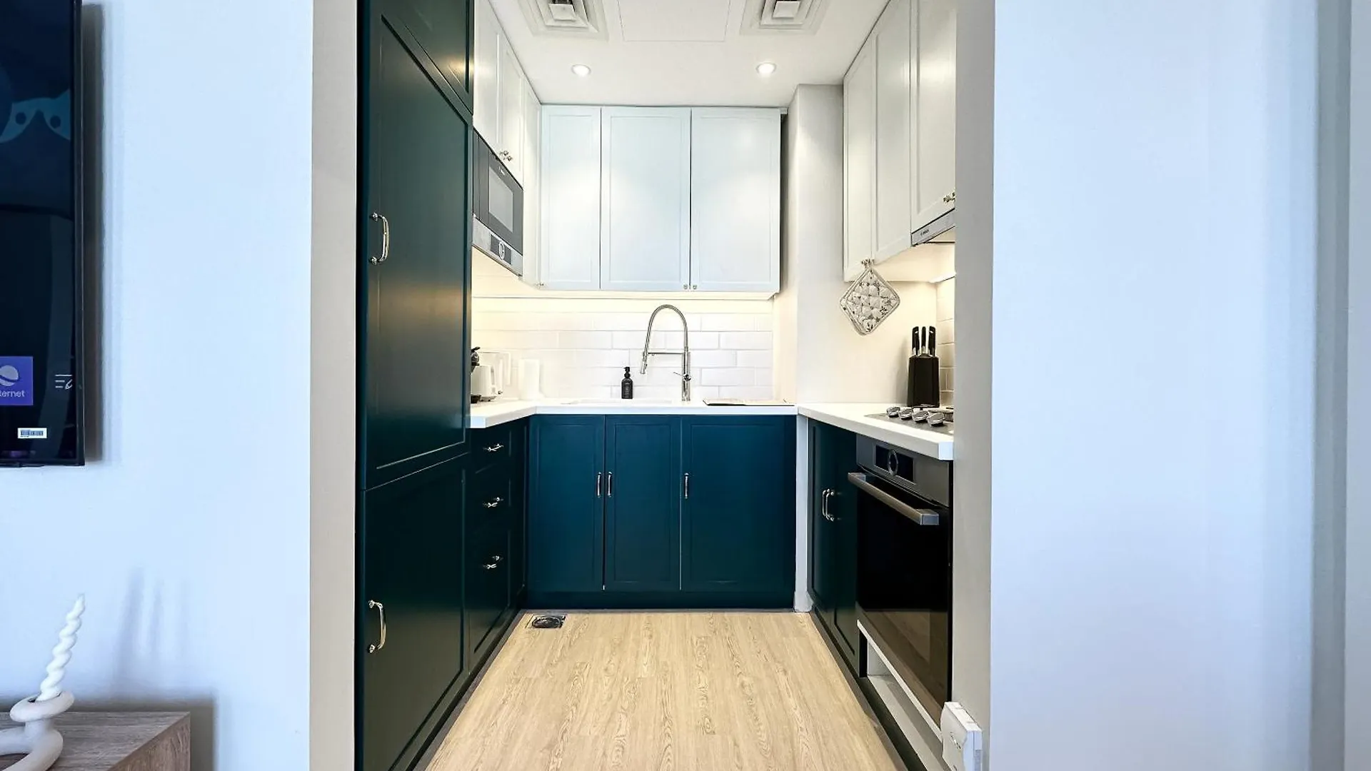 Trophy - Stylish Urban Retreat At Midtown Noor 1 Apartment Dubai