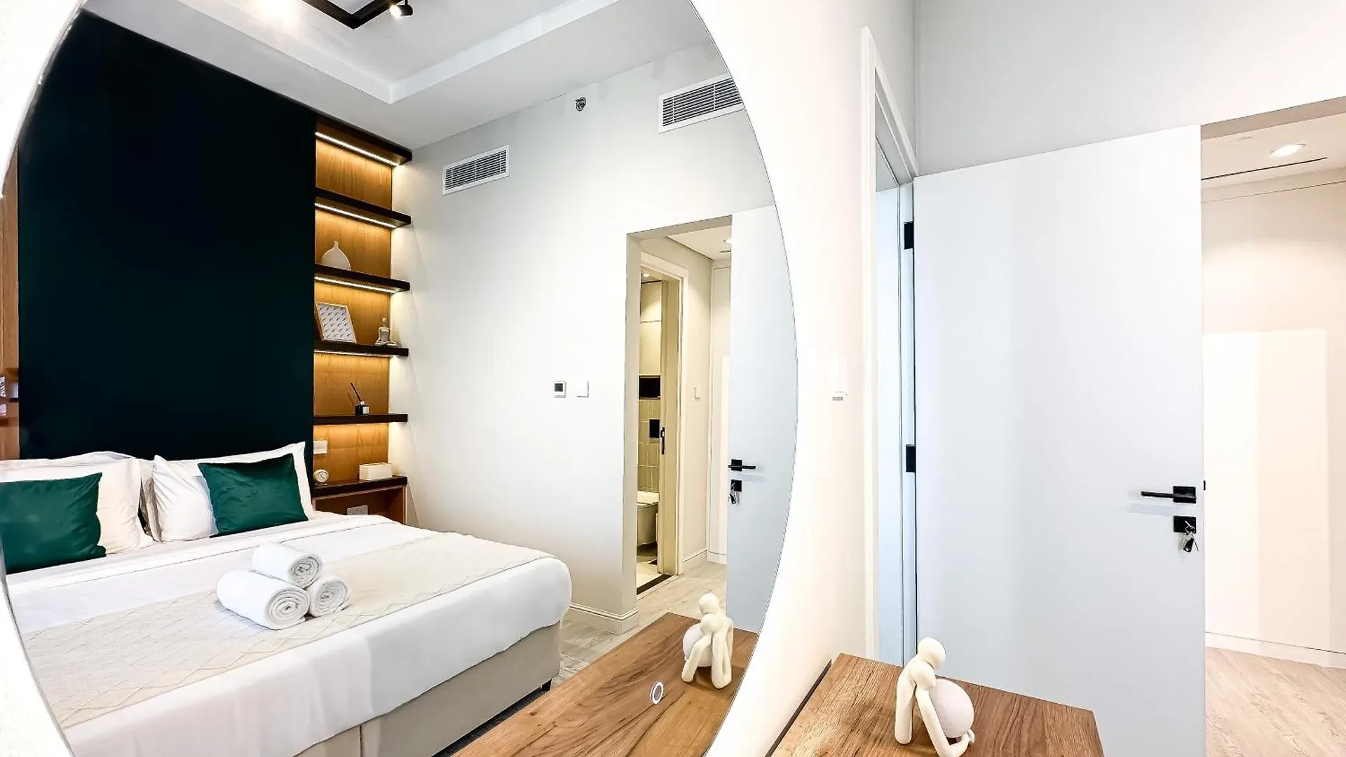 Trophy - Stylish Urban Retreat At Midtown Noor 1 Apartment Dubai